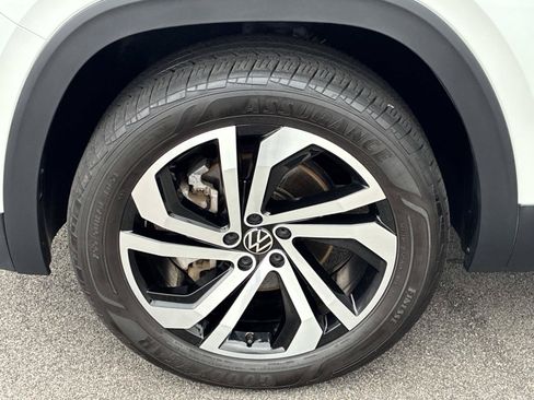 Certified 2023 Volkswagen Atlas SEL AWD/4WD image 22
