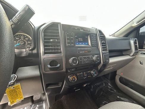 Used 2017 Ford F150 XLT RWD image 11