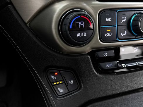 Used 2020 GMC Yukon XL Denali w/ Open Road Package image 24