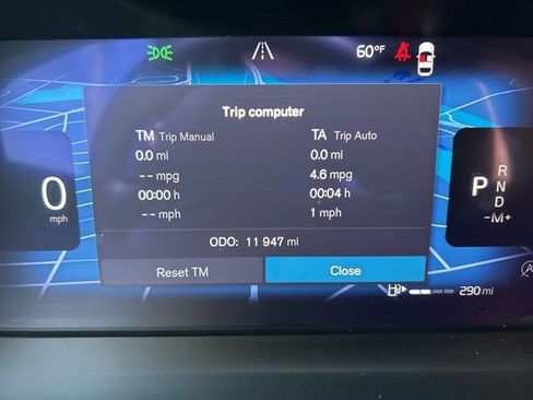 Certified 2025 Volvo V60 B5 Cross Country Plus AWD/4WD image 21