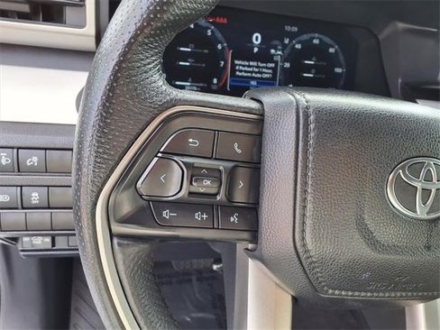 Used 2024 Toyota Tacoma TRD Off-Road image 16