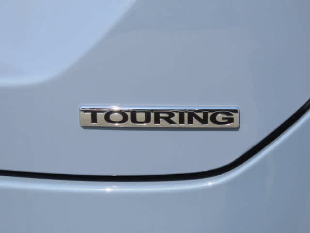 New 2026 Honda Pilot Touring image 8
