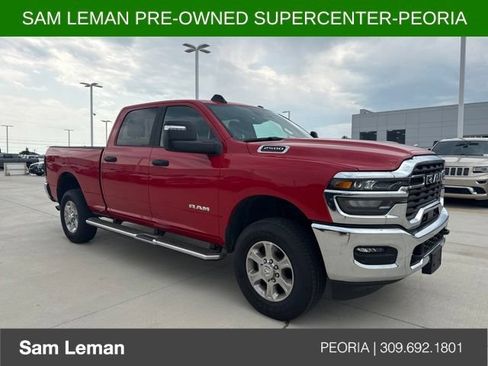 Used 2026 RAM 2500 Big Horn AWD/4WD image 2