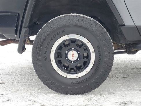 Used 2013 Toyota FJ Cruiser Base image 5