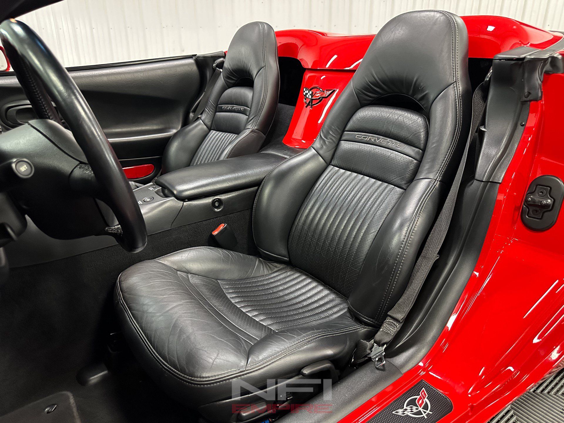 Used 2002 Chevrolet Corvette Coupe w/ Preferred Equipment Group2 RWD image 33