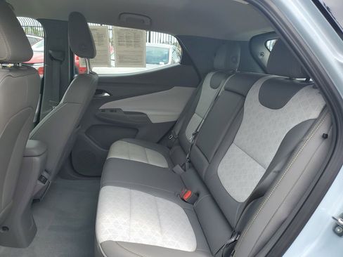 Used 2023 Chevrolet Bolt EUV Premier FWD image 13