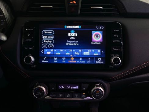 New 2025 Nissan Versa SR w/ Trunk Package image 17