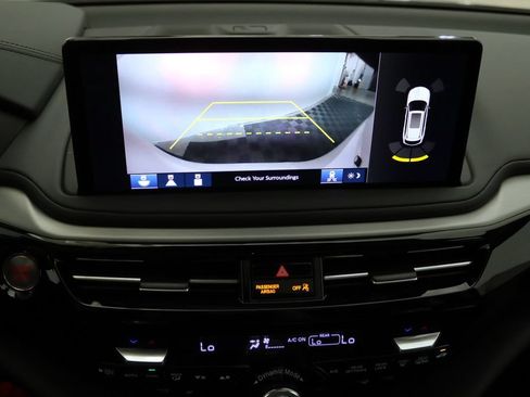 Certified 2026 Acura MDX SH-AWD w/ Technology Package image 22