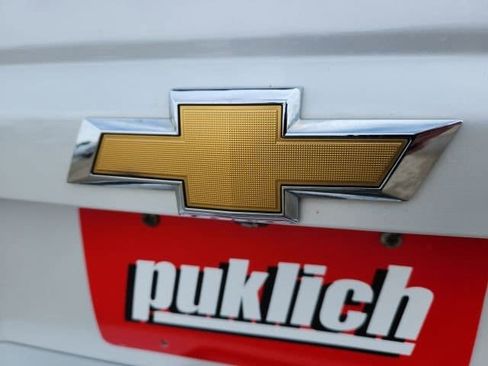 Certified 2018 Chevrolet Suburban Premier image 40