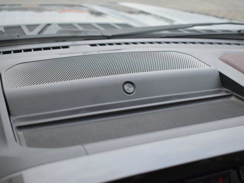 Used 2023 Ford F150 Lariat w/ Equipment Group 502A High image 26