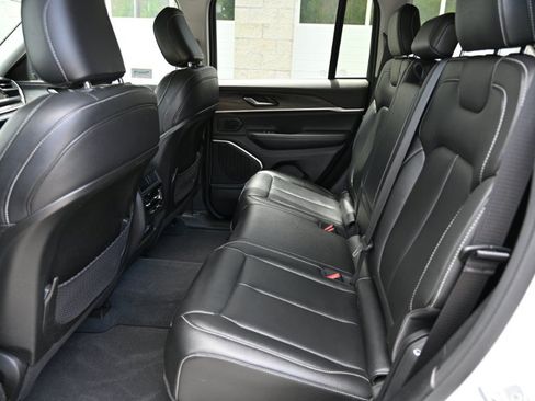 Used 2023 Jeep Grand Cherokee 4WD 4xe image 22