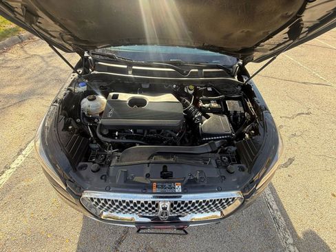Used 2020 Lincoln Corsair AWD image 10