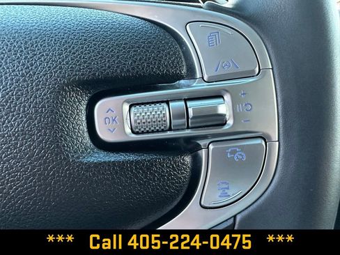 Used 2025 Genesis GV70 2.5T image 17