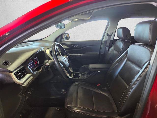 Used 2023 GMC Acadia SLT FWD image 10