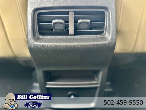 New 2024 Ford Edge SE image 21