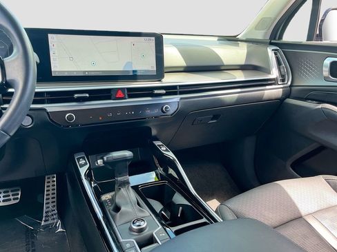 Used 2024 Kia Sorento SX image 24