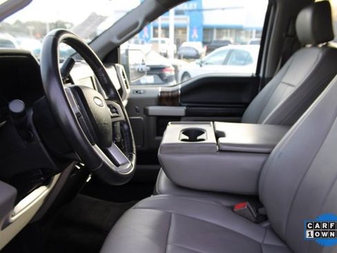 Used 2018 Ford F150 Lariat image 12