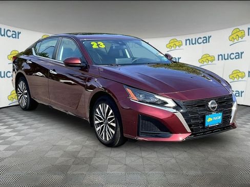 Used 2023 Nissan Altima 2.5 SV w/ SV Premium Package AWD/4WD image 1