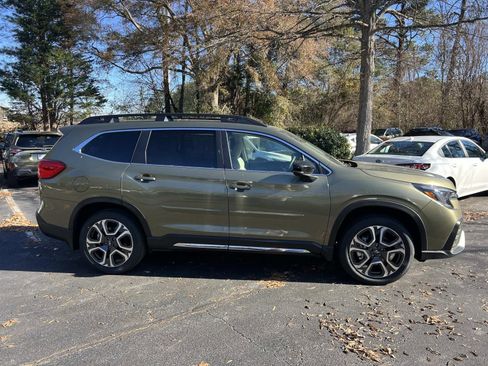 New 2026 Subaru Ascent Limited w/ Popular Package #1 image 8