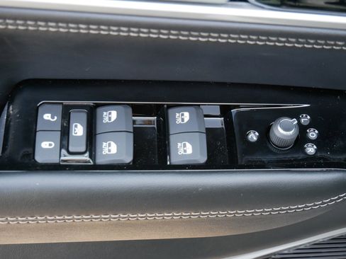 New 2026 Jeep Grand Wagoneer L Limited image 13