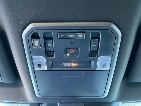 New 2026 Toyota Tundra Limited image 17