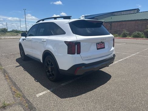 Used 2024 Kia Sorento X-Line EX AWD/4WD image 4
