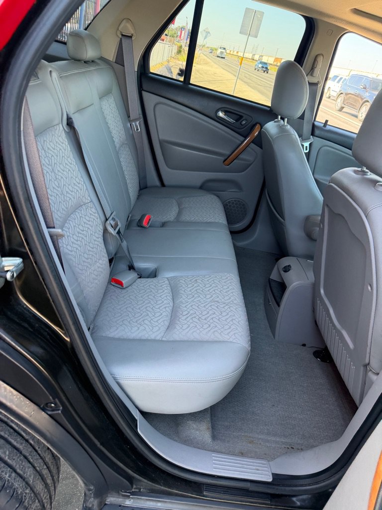 Used 2006 Saturn Vue 2WD V6 w/ Sun & Sound Pkg image 30