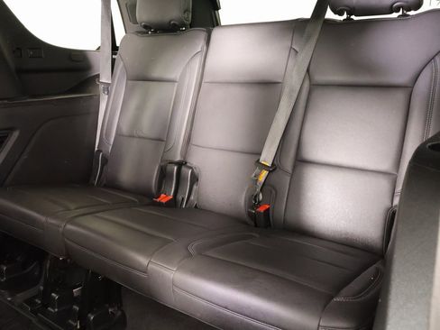 Used 2024 Chevrolet Tahoe Z71 w/ Luxury Package image 15