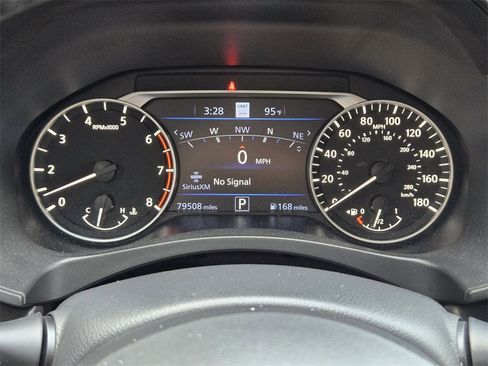 Used 2019 Nissan Altima 2.0 Edition One image 16