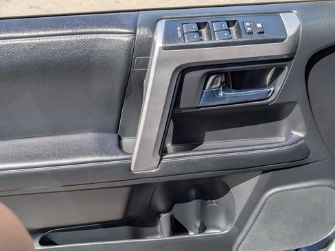 Used 2021 Toyota 4Runner SR5 Premium AWD/4WD image 15