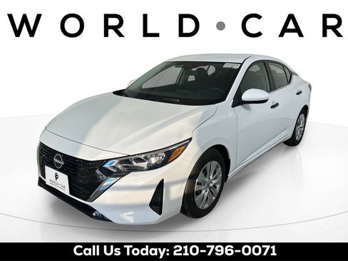 Used 2025 Nissan Sentra S image 10