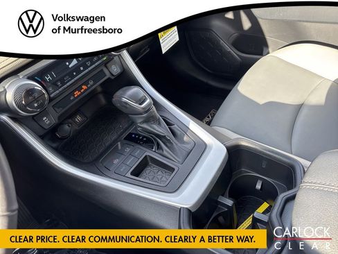 Used 2023 Toyota RAV4 XLE Premium image 19