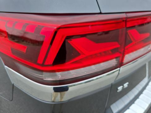 Used 2023 Volkswagen Atlas SE w/ Black Wheel Package AWD/4WD image 34