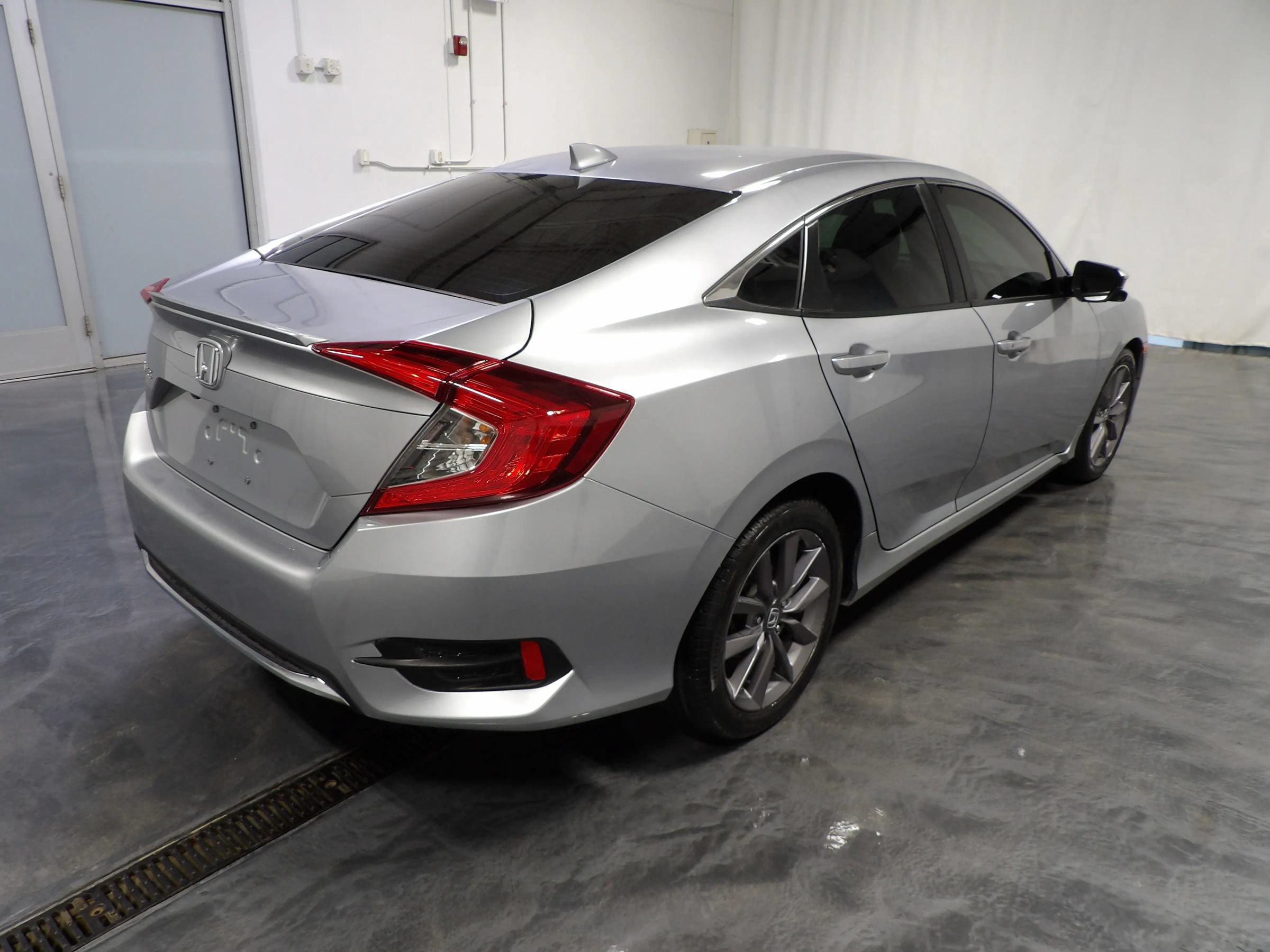 Used 2021 Honda Civic EX image 4