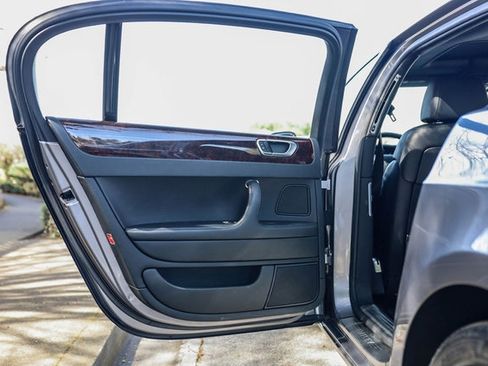 Used 2006 Bentley Flying Spur Flying Spur image 41