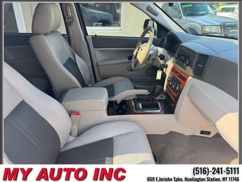 Used 2005 Jeep Grand Cherokee Limited image 28