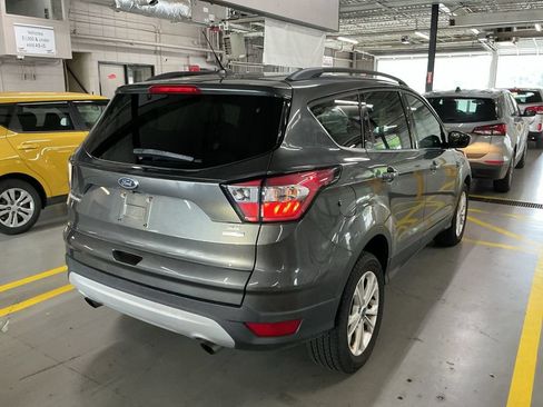 Used 2018 Ford Escape SE AWD/4WD image 4