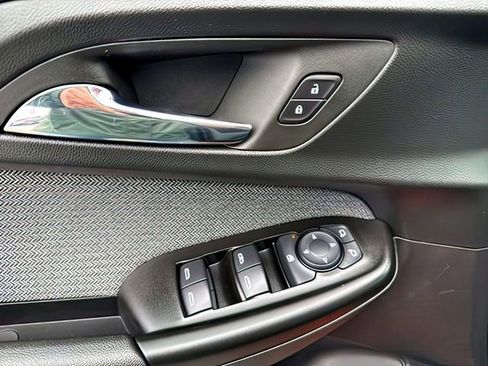 Used 2023 Chevrolet TrailBlazer LT w/ Convenience Package image 19