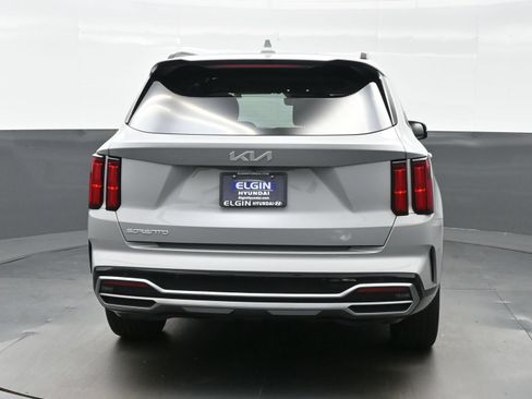 Used 2023 Kia Sorento SX FWD image 5