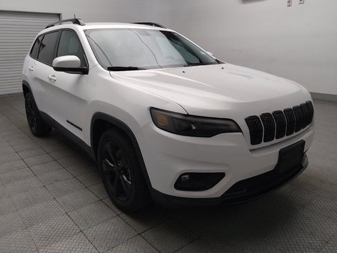 Used 2019 Jeep Cherokee Latitude Plus FWD image 13