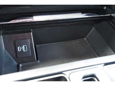 Used 2022 Ford F150 Raptor AWD/4WD image 29