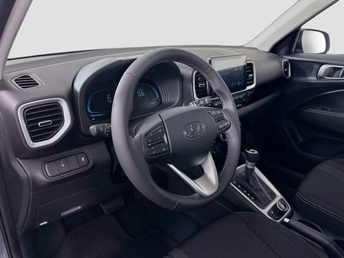 New 2026 Hyundai Venue SEL FWD image 9