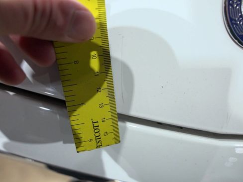 Used 2014 Mercedes-Benz E 350 E 350 Luxury 4MATIC AWD 4dr Se image 26