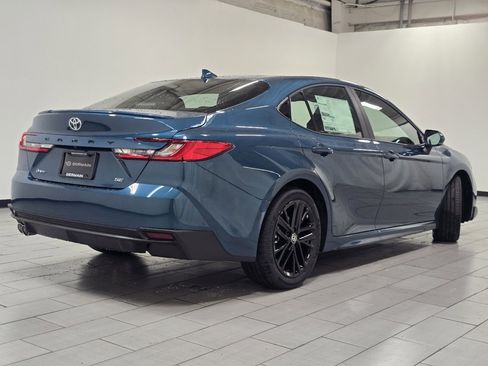 New 2026 Toyota Camry Hybrid image 17