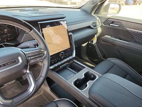 New 2026 GMC Acadia Denali w/ Super Cruise Package image 20