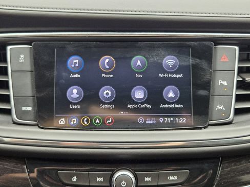 Used 2021 Buick Enclave Avenir w/ Avenir Technology Package FWD image 15