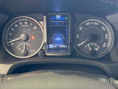 Certified 2022 Toyota Tacoma TRD Sport w/ Technology Package AWD/4WD image 30
