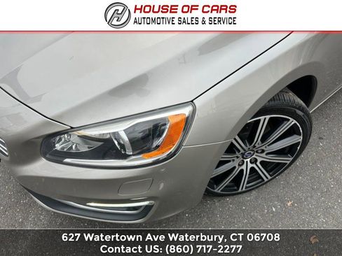 Used 2015 Volvo S60 T5 Platinum image 10