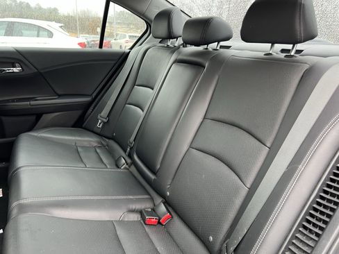 Used 2014 Honda Accord Touring image 33