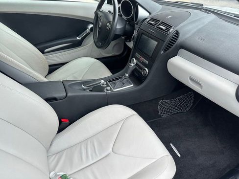Used 2005 Mercedes-Benz SLK 350 image 12